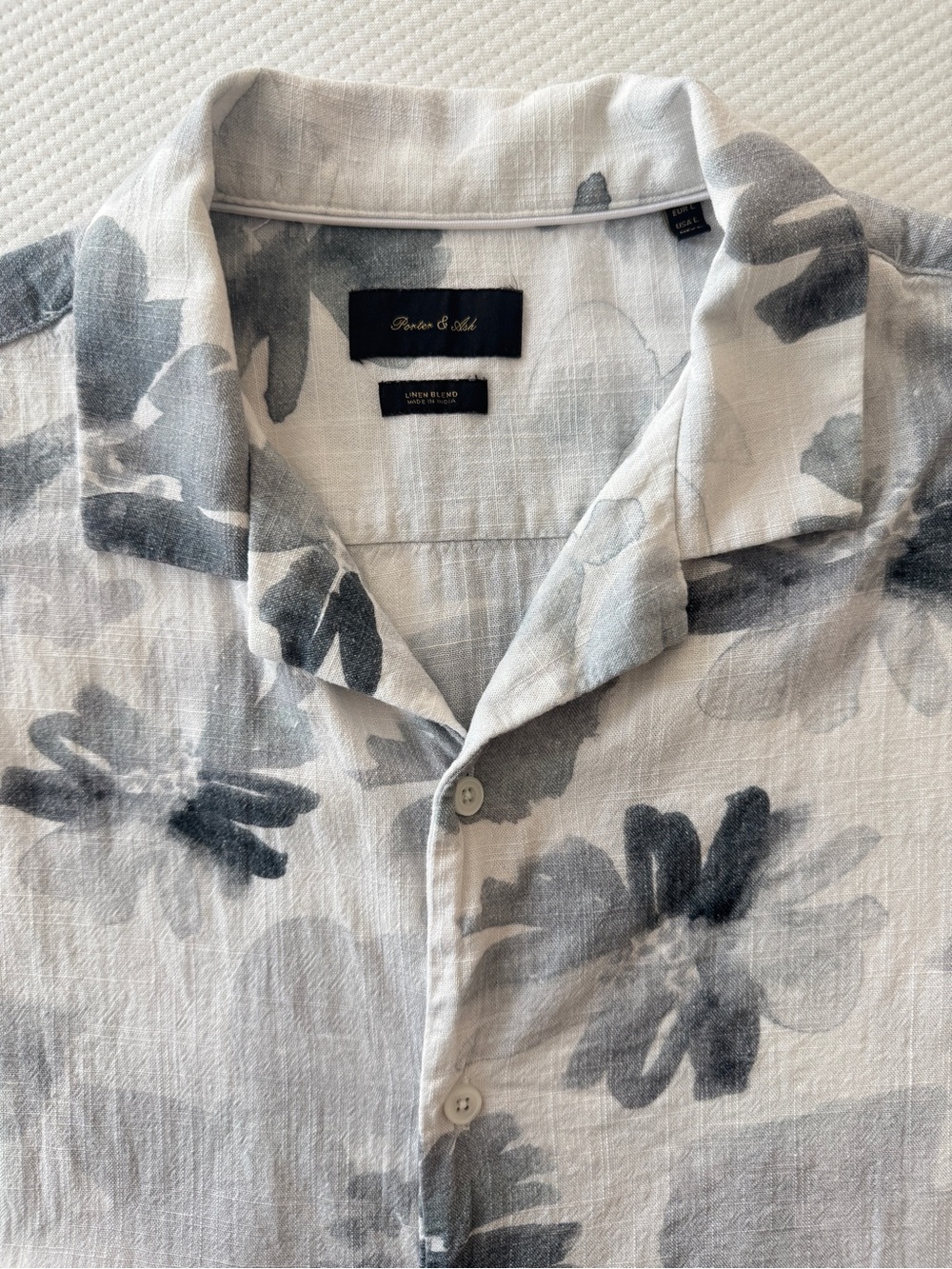 Porter & Ash Men’s Gray Blue Floral Short-Sleeve Linen Blend Button-Down Shirt